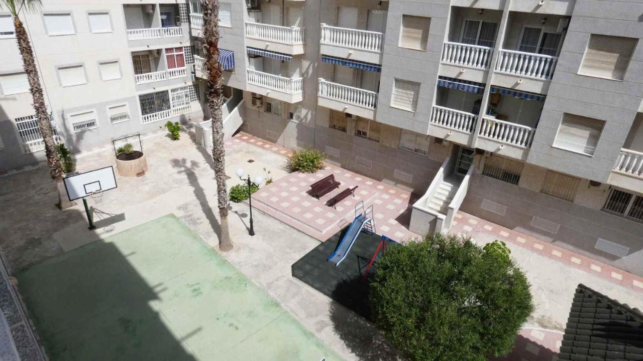 Apartamento Belsol Torrevieja Esterno foto